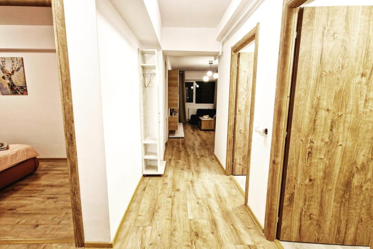 Lux & Confort - Apartament 3 Camere บูคาเรสต์ ภายนอก รูปภาพ