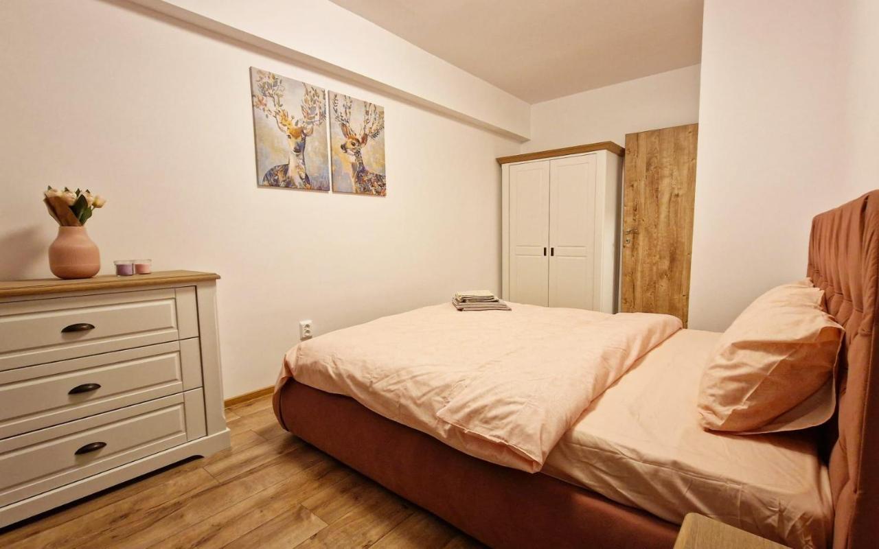 Lux & Confort - Apartament 3 Camere บูคาเรสต์ ภายนอก รูปภาพ