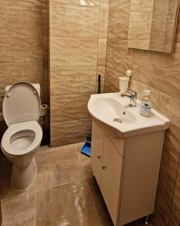 Lux & Confort - Apartament 3 Camere บูคาเรสต์ ภายนอก รูปภาพ