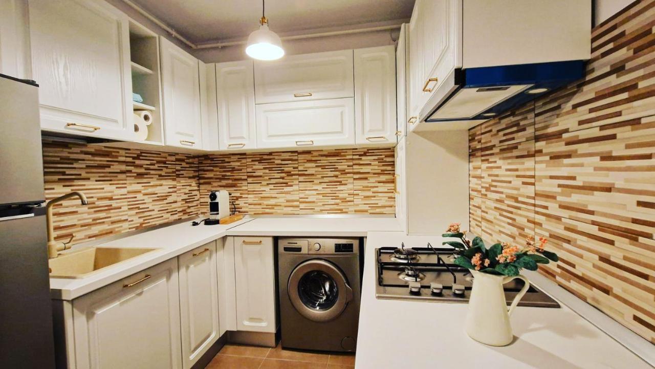 Lux & Confort - Apartament 3 Camere บูคาเรสต์ ภายนอก รูปภาพ